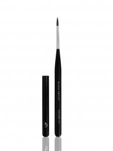 Round brush for gel nail modeling Black Artist No.7 (handle: black, pile: nylon)